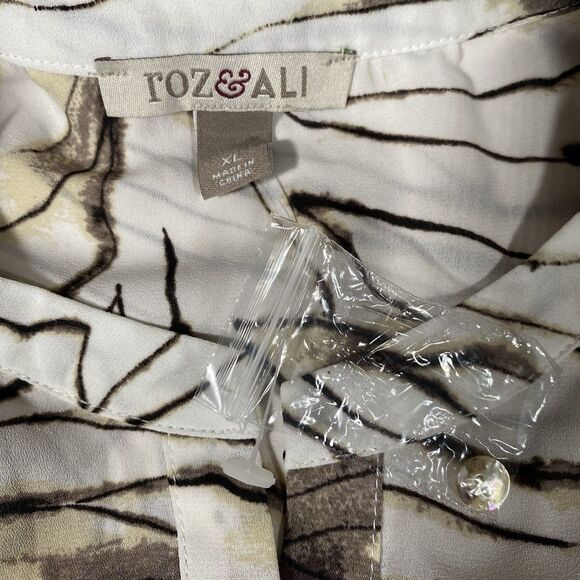 Roz & Ali Women's Sz XL Top Blouse Abstract Hi-Low Tunic Flowy Career Artsy NWT - Picture 3 of 7